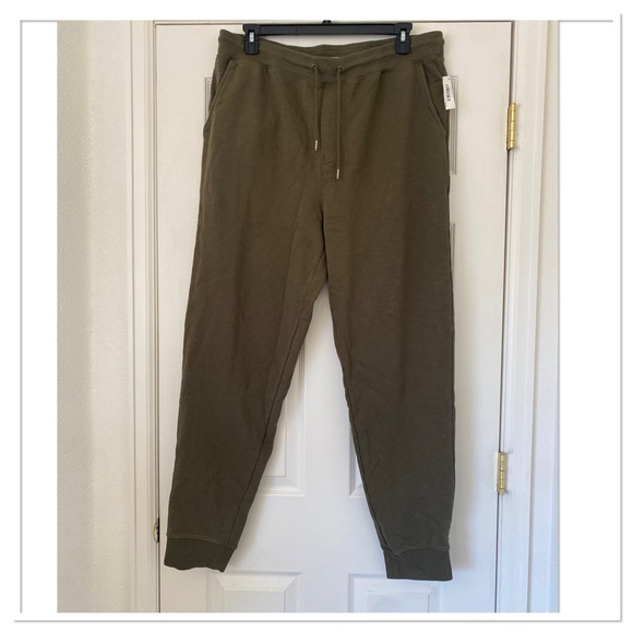 Goodthreads Men’s Fleece Jogger Pants Olive NWT - Picture 1 of 4